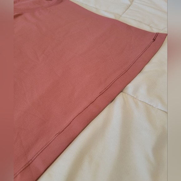 Lululemon NULU Cool Racerback Tank Top *Shorter Length Sz 4 - Picture 7 of 12